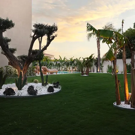 Venzi Ayayorgi-adult Only 15 * Çeşme