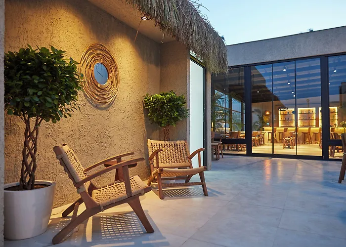 Venzi Ayayorgi-adult Only 15 * Çeşme