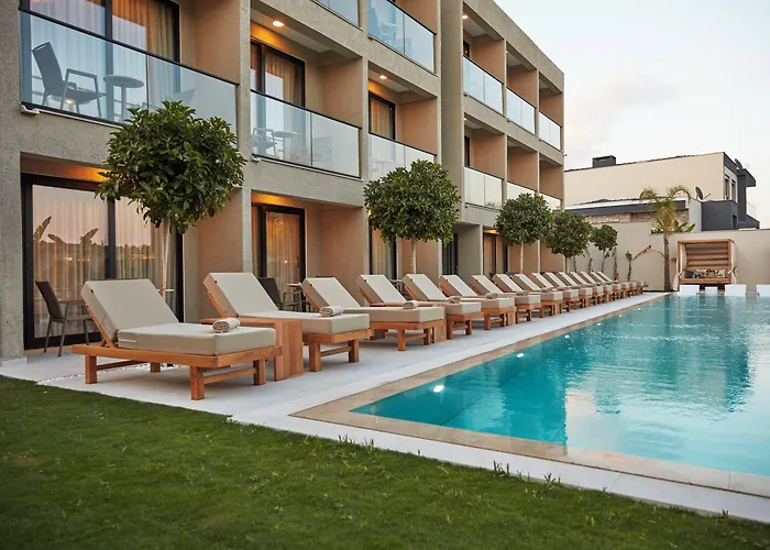 Venzi Ayayorgi-adult Only 15 * Çeşme